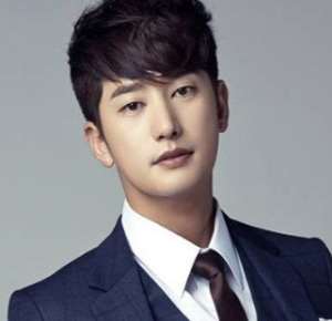 Park Si-hoo Birthday, Real Name, Age, Weight, Height, Family, Facts